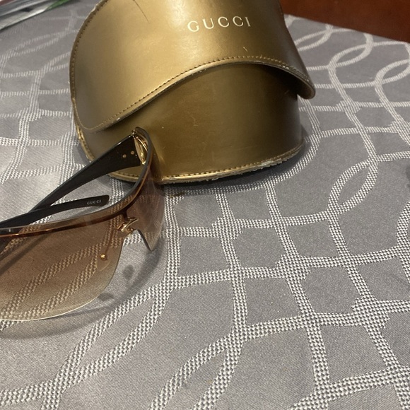 NWOT designer Gucci black and crystal sunglasses with silver accents - Picture 8 of 8